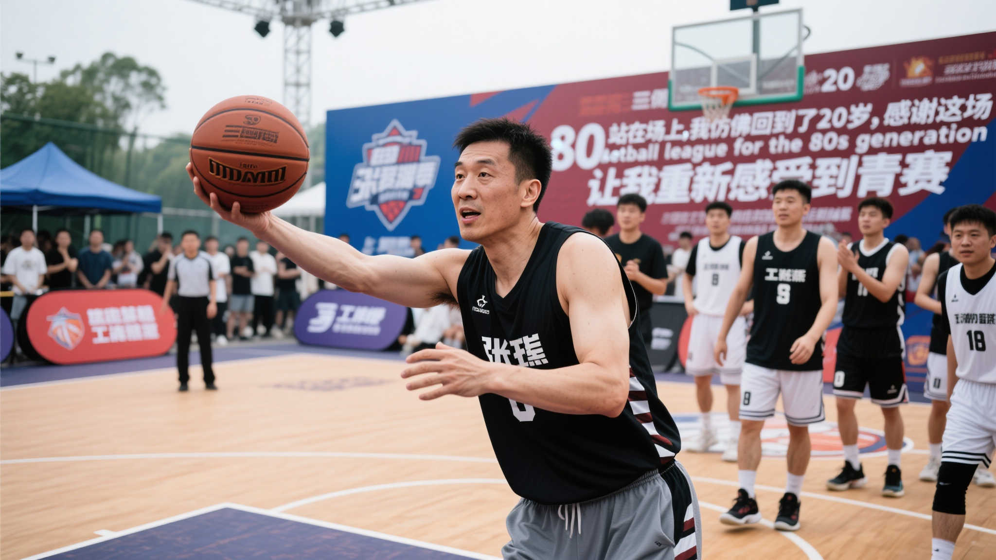 展示強大的 展示強大的